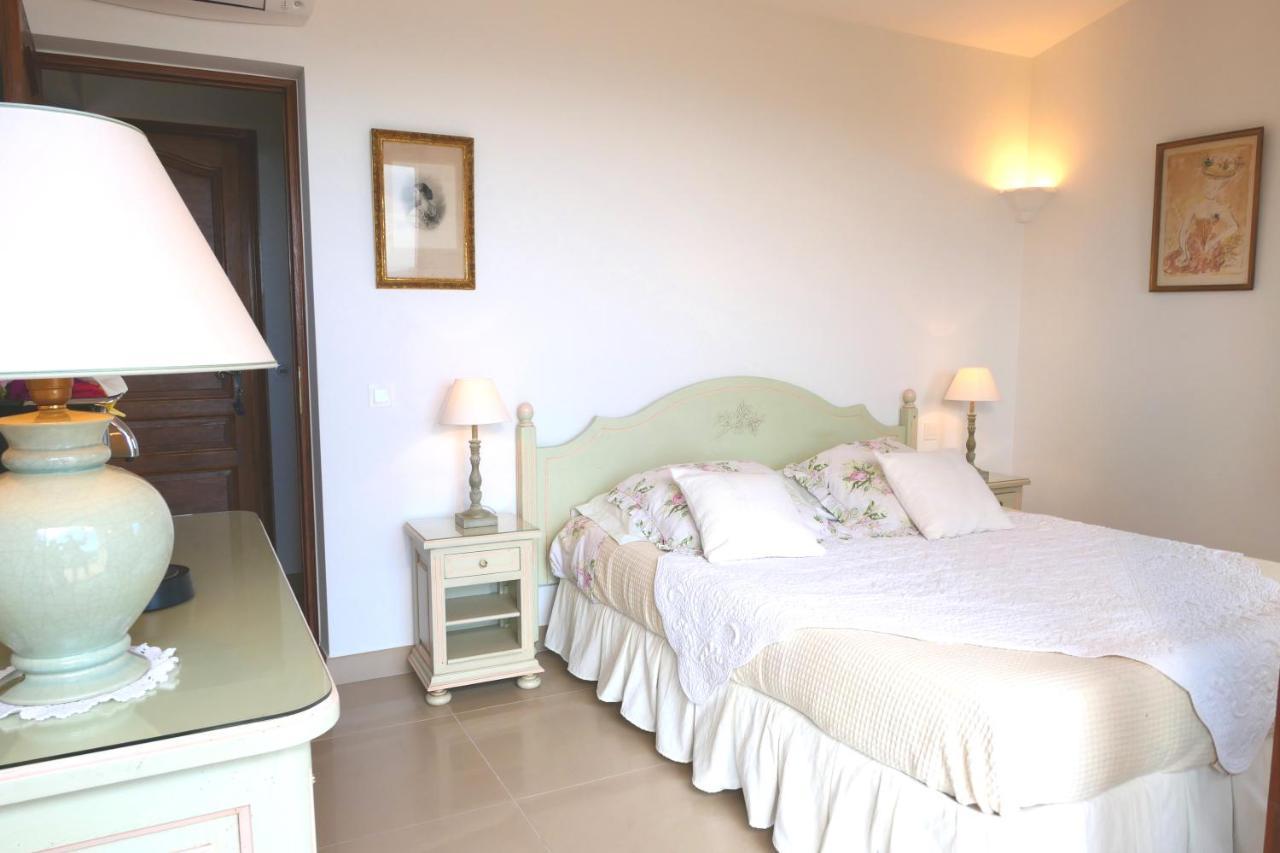 Bed and Breakfast La Bastide Des Pins Ванс Екстер'єр фото